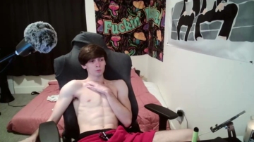 Straightwhiteboy21  05-08-2021